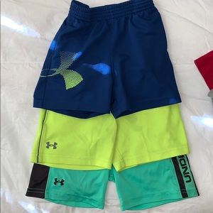 Under Armour shorts 18m-2T